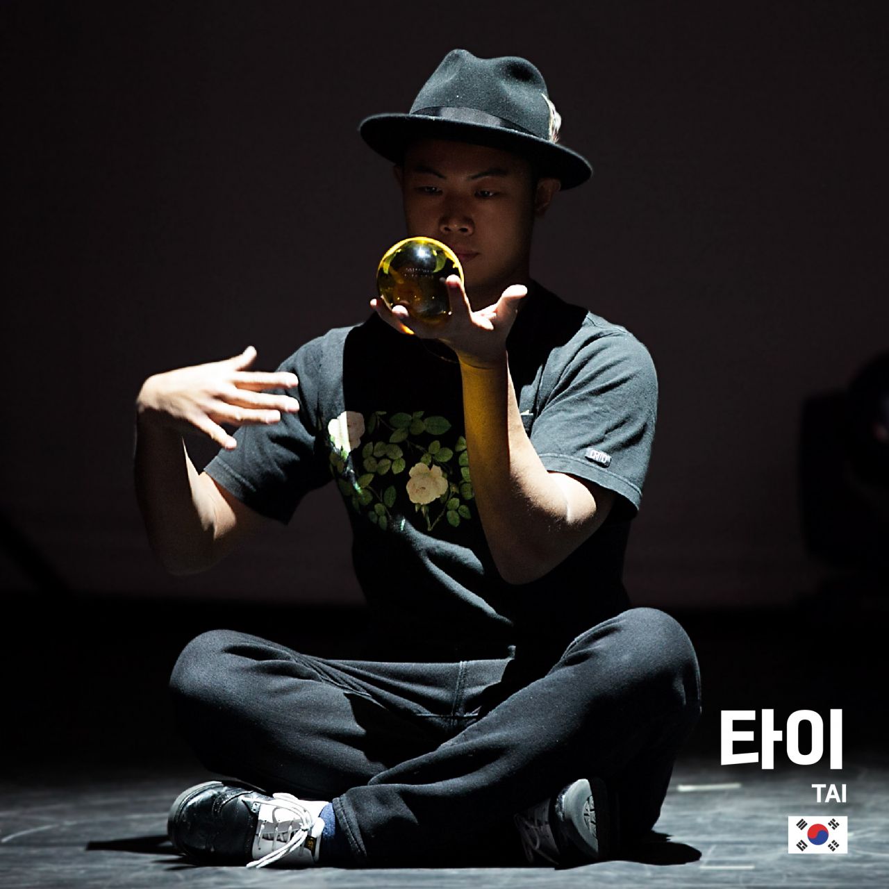 타이 Image